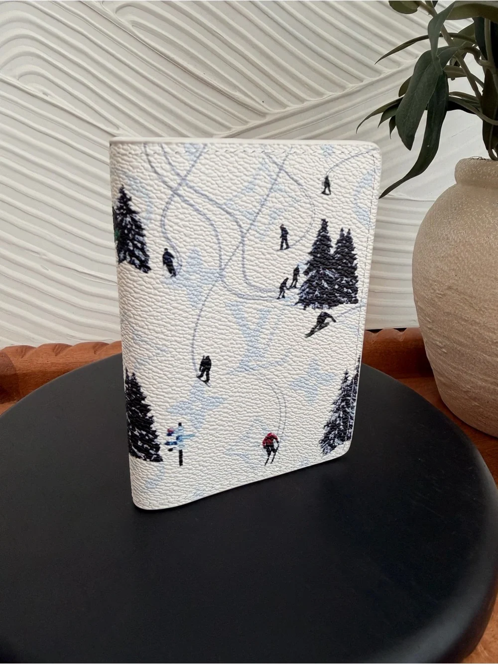 Louis Vuitton Ski Pocket Organizer